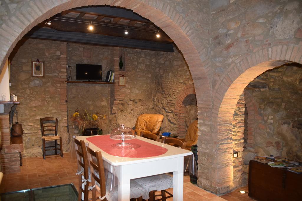 Apartment Casa Antica Chianni Exterior foto